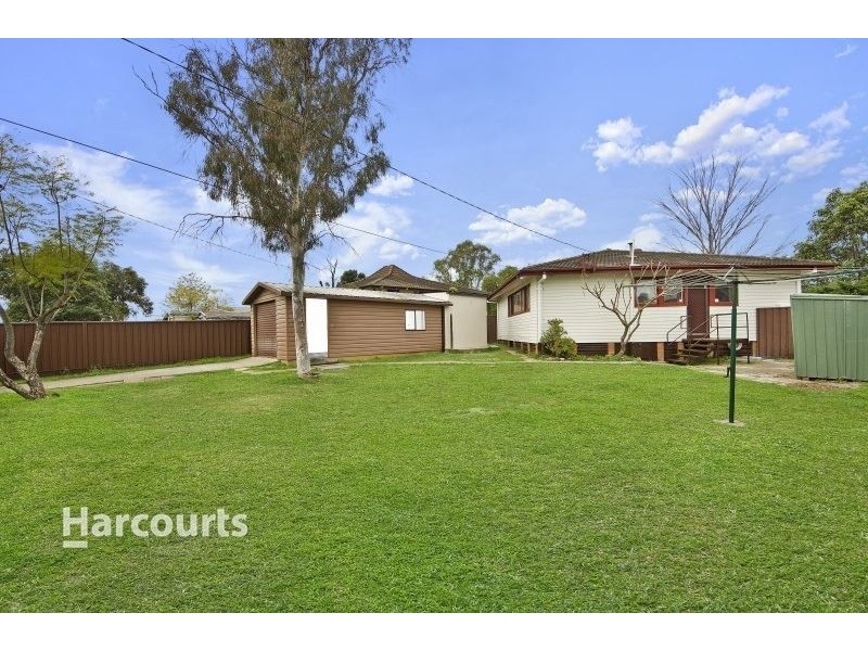 4 Basingstoke Place, Hebersham NSW 2770