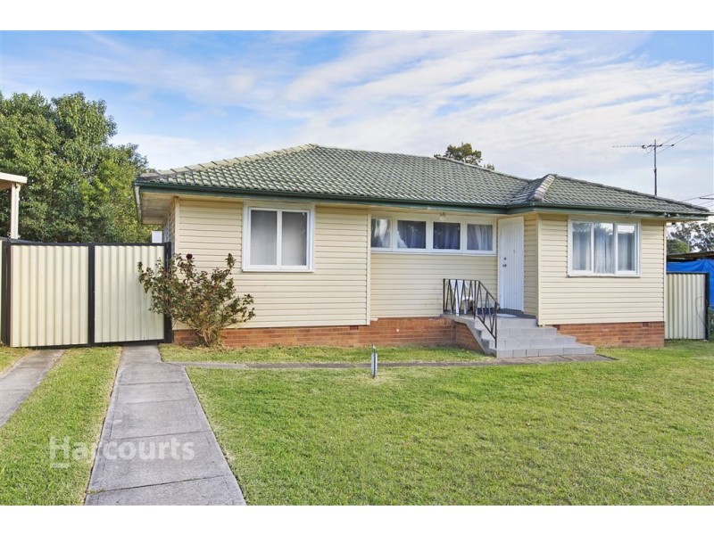 5 Ramu Place, Whalan NSW 2770