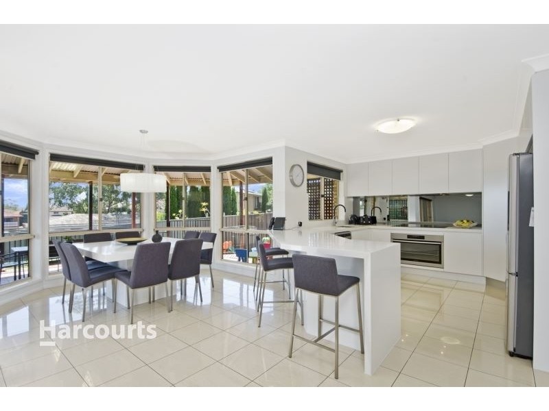 2 Nalong Street, St Clair NSW 2759