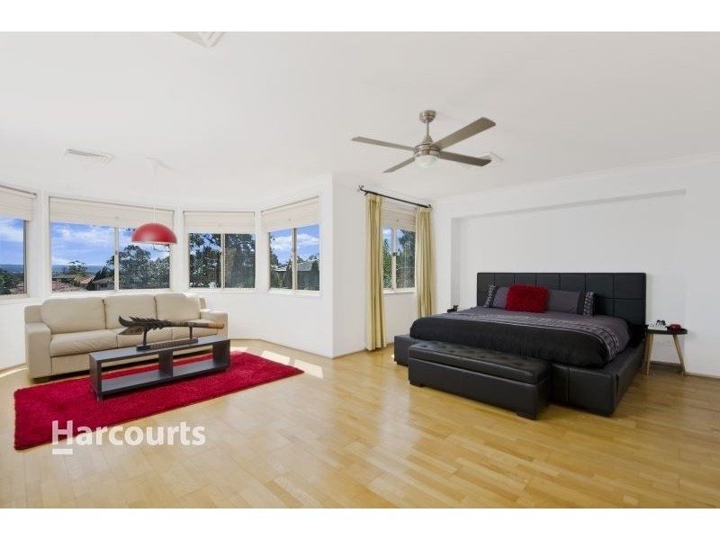 2 Nalong Street, St Clair NSW 2759