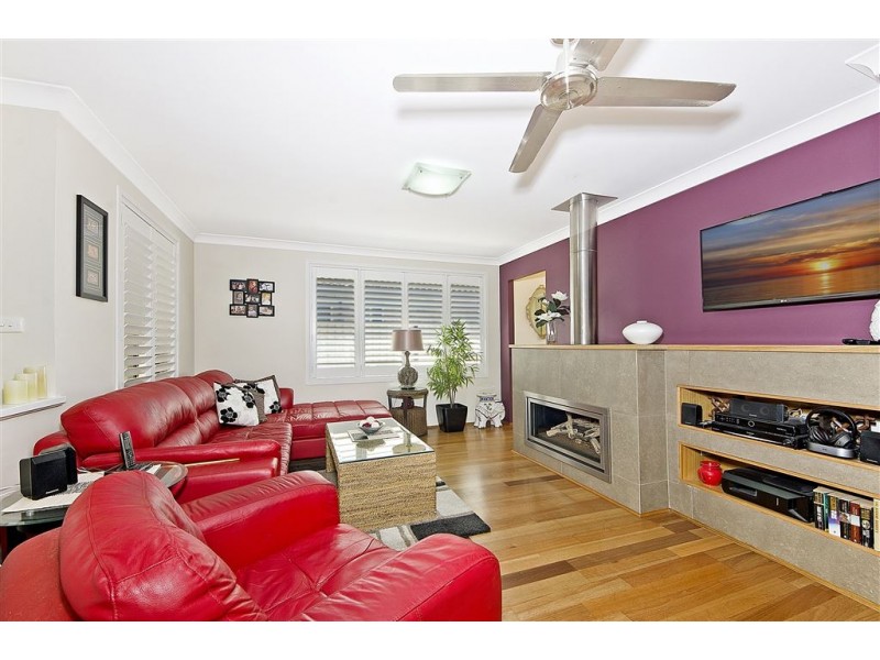 1 Apollo Close, St Clair NSW 2759