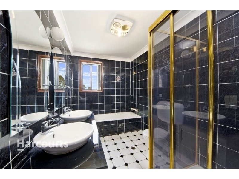 5 Barnfield Place, Dean Park NSW 2761