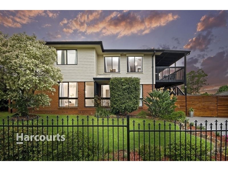 16 Shadlow Crescent, St Clair NSW 2759