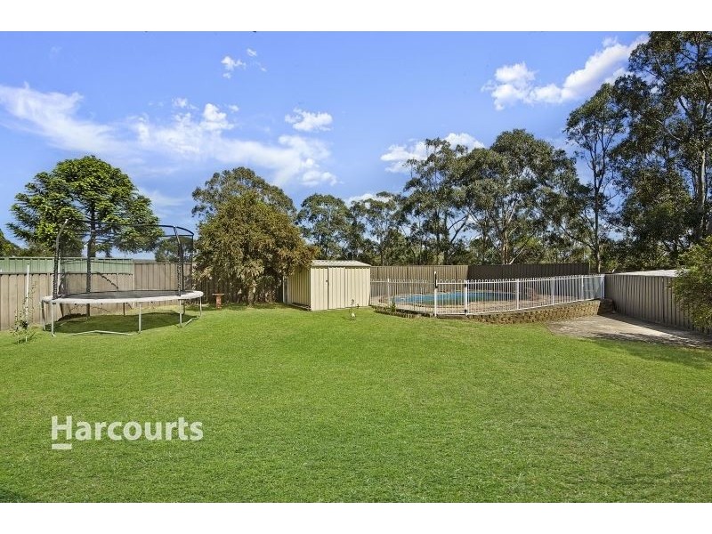 6 Wombidgee Avenue, St Clair NSW 2759