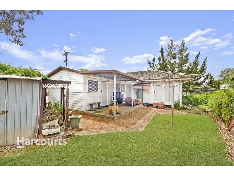 8 Le Maire Avenue, Lethbridge Park NSW 2770