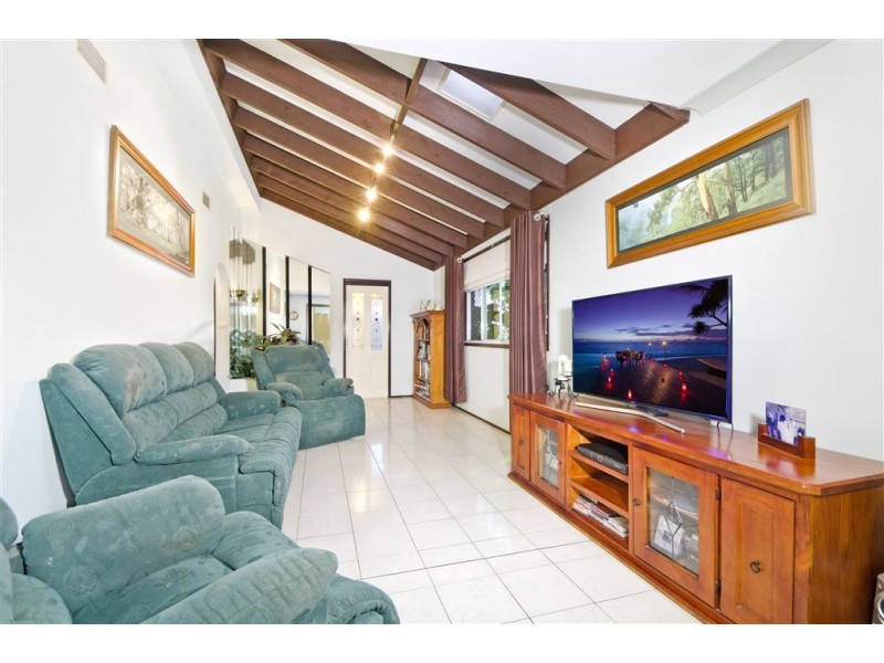 90 Fantail Crescent, Erskine Park NSW 2759