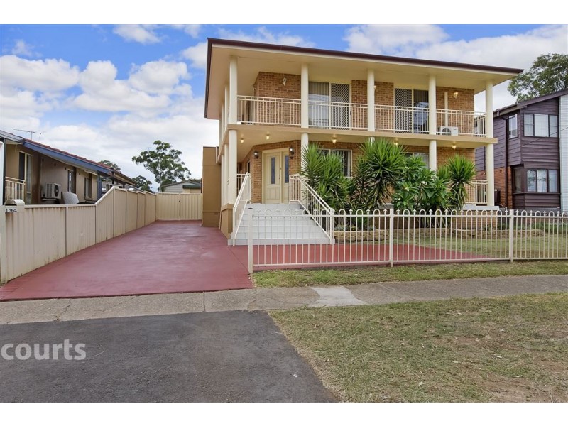 194 Woodstock Avenue, Whalan NSW 2770