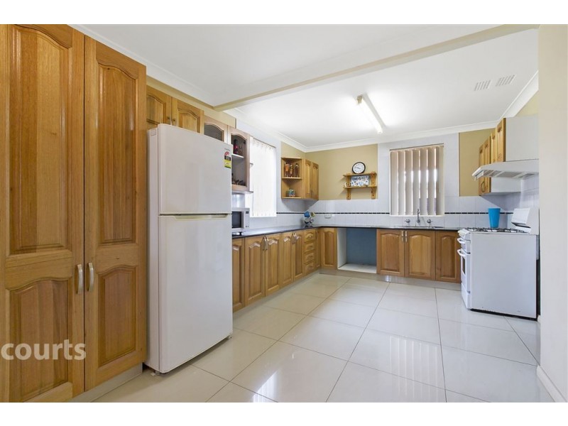 194 Woodstock Avenue, Whalan NSW 2770