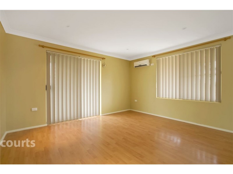 194 Woodstock Avenue, Whalan NSW 2770