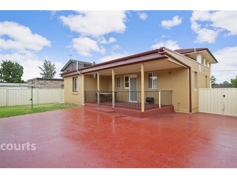 194 Woodstock Avenue, Whalan NSW 2770