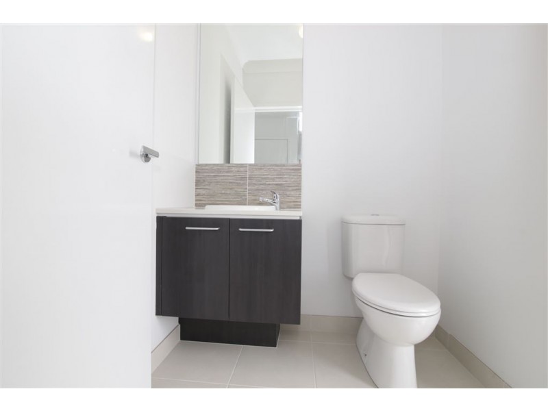 2 Denmark Street, Keysborough VIC 3173