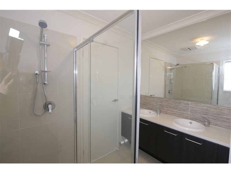 2 Denmark Street, Keysborough VIC 3173