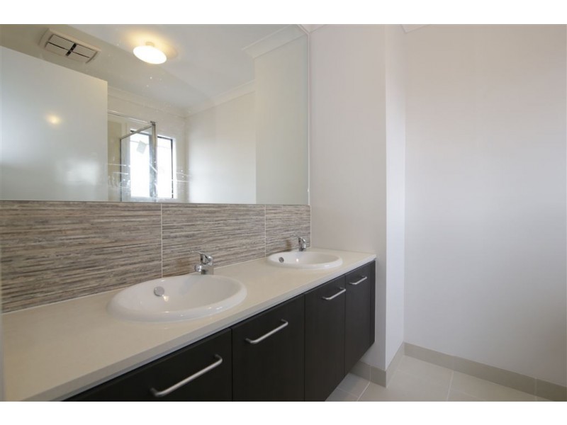 2 Denmark Street, Keysborough VIC 3173