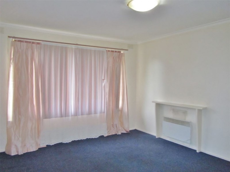 1/4 Jones Road, Dandenong VIC 3175