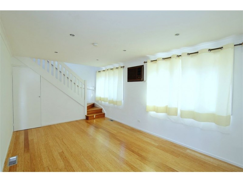 76 Fernbank Crescent, Mulgrave VIC 3170