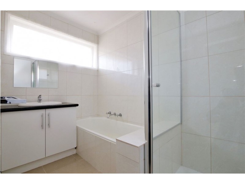 76 Fernbank Crescent, Mulgrave VIC 3170