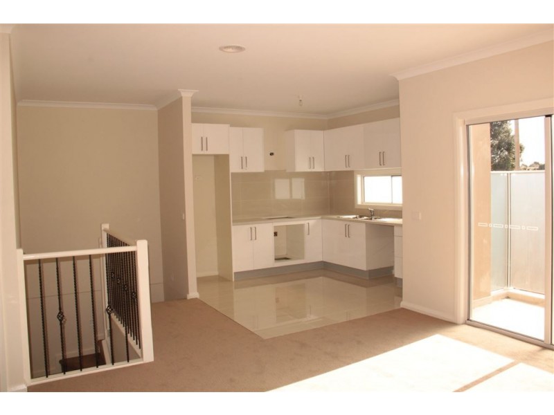 3/15 Clement Street, Dandenong VIC 3175