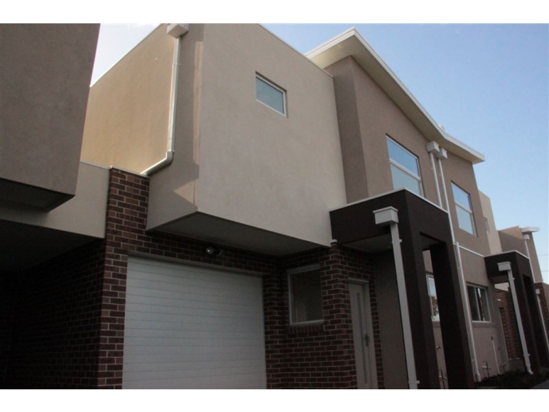 3/15 Clement Street, Dandenong VIC 3175
