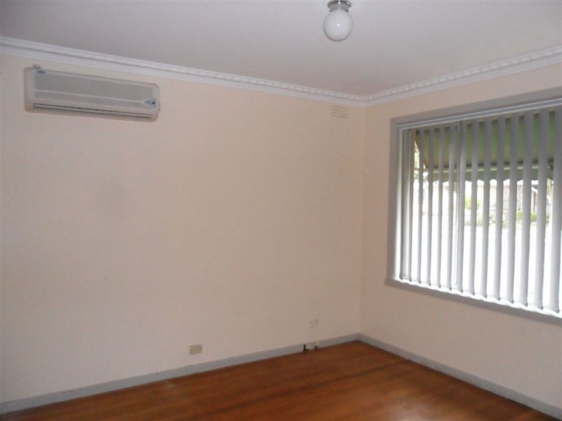 38 Bundeena Avenue, Keysborough VIC 3173