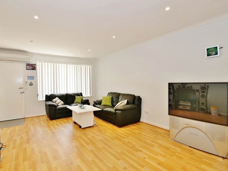 4/23 Fintonia Road, Noble Park VIC 3174