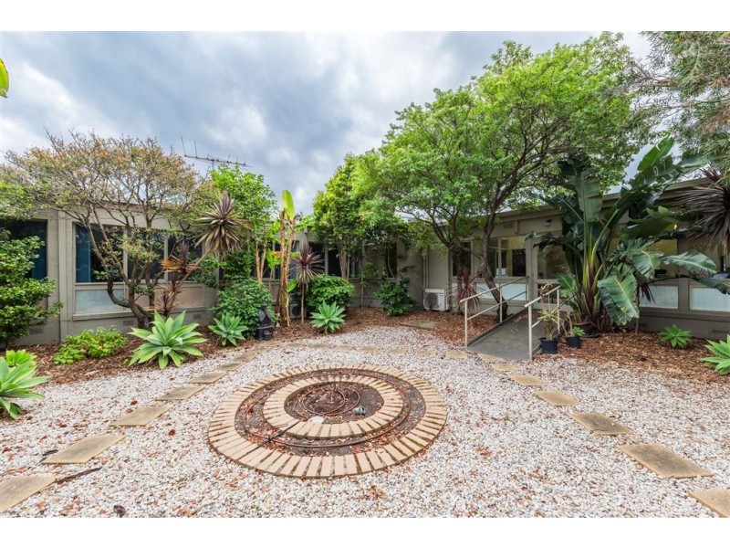 374 Nepean Highway, Frankston VIC 3199