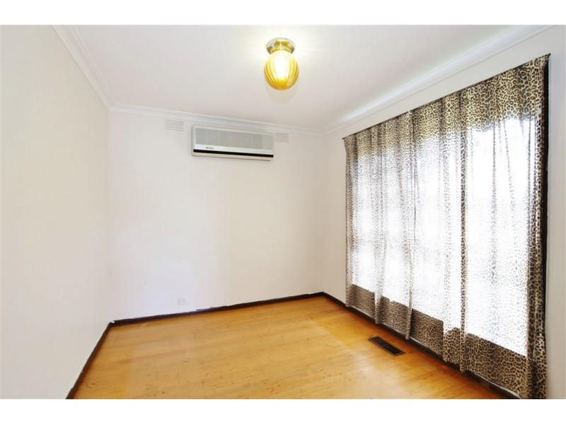 16 Monash Crescent, Clayton South VIC 3169