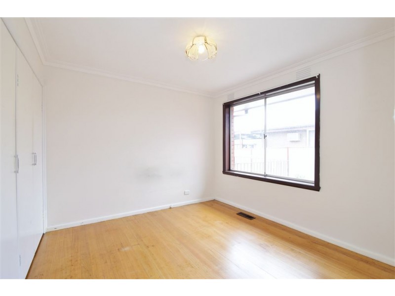 16 Monash Crescent, Clayton South VIC 3169