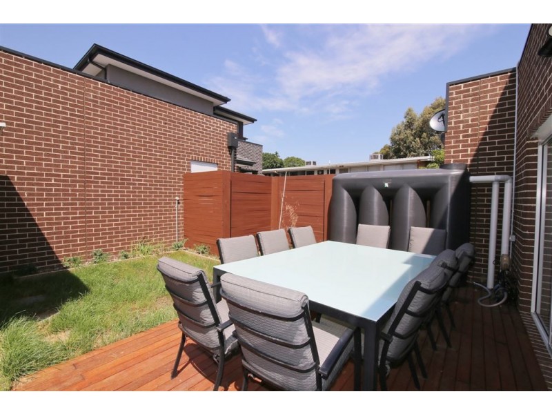 1/6 Hennessy Street, Chadstone VIC 3148