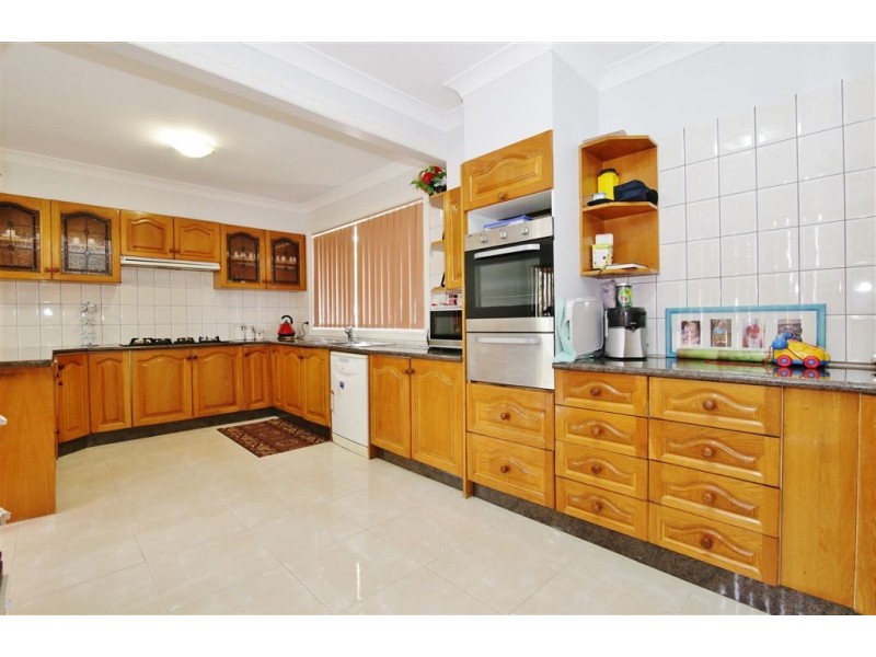 14 Dunvegan Crescent, Dandenong VIC 3175