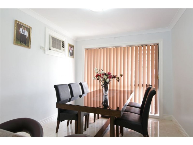 14 Dunvegan Crescent, Dandenong VIC 3175