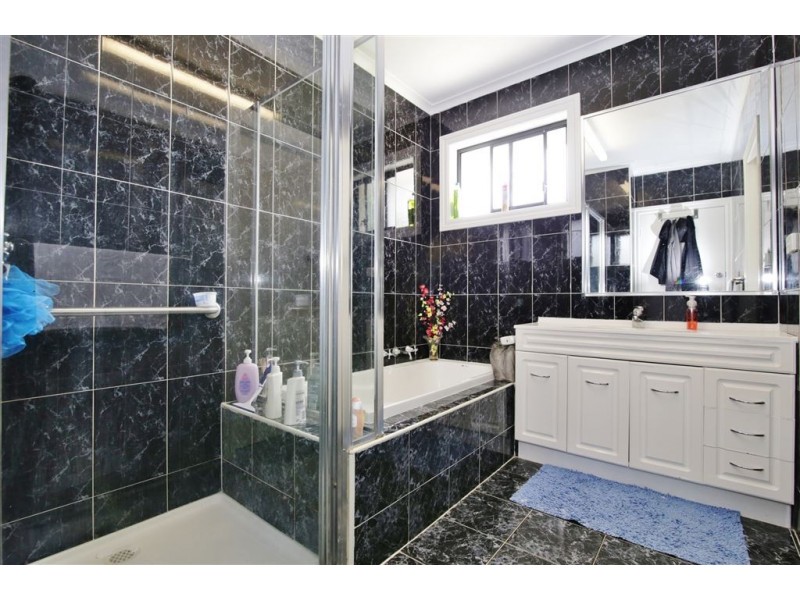 14 Dunvegan Crescent, Dandenong VIC 3175