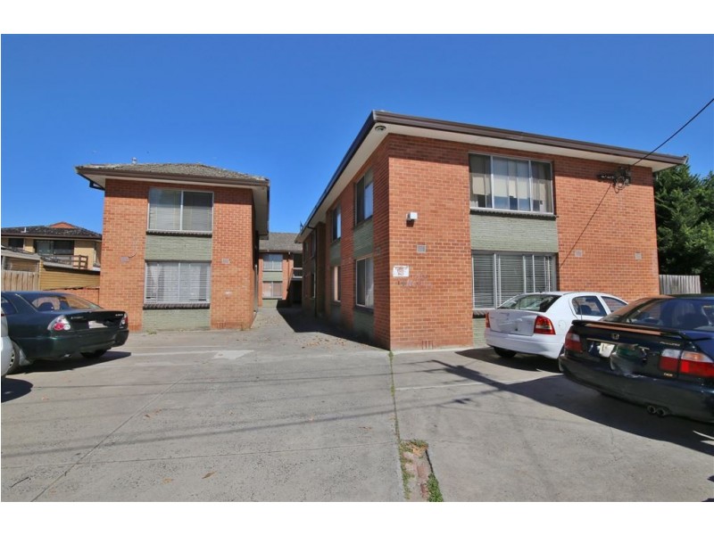 14 Kelvin Grove, Springvale VIC 3171