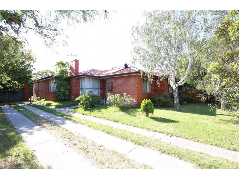 38 Tennyson Avenue, Clayton South VIC 3169