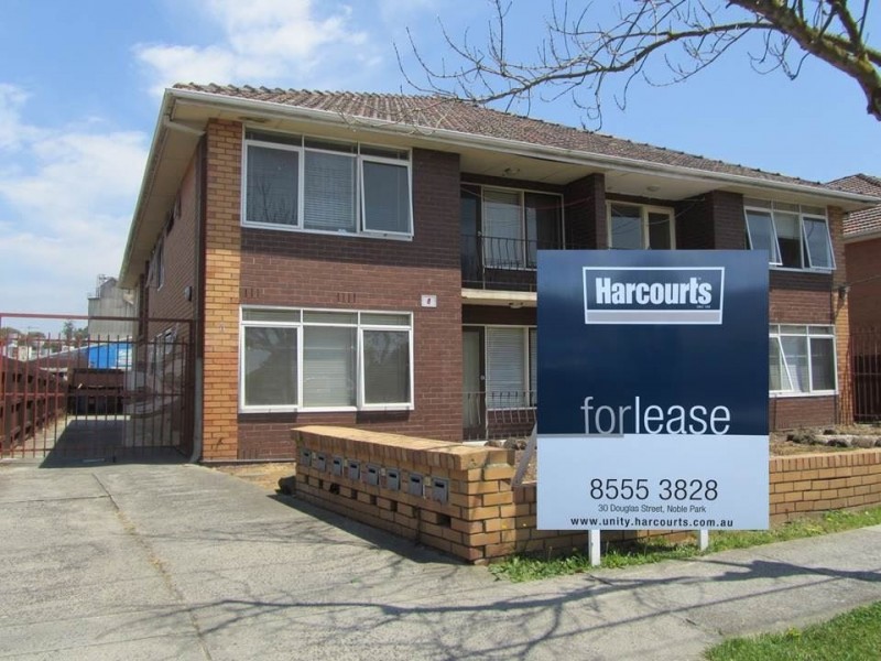 2/8 Kelvin Grove, Springvale VIC 3171