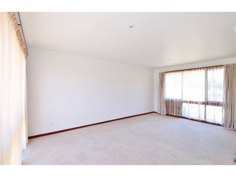 153 Carlton Road, Dandenong North VIC 3175