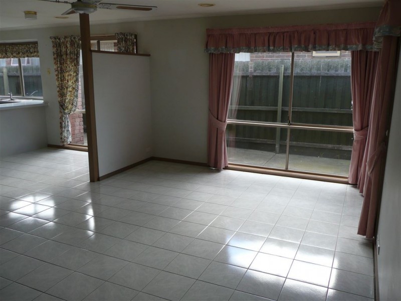 2/23 Rosene Court, Keysborough VIC 3173