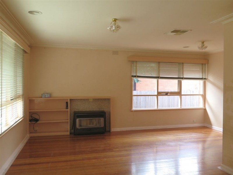 14 Hume Road, Springvale South VIC 3172