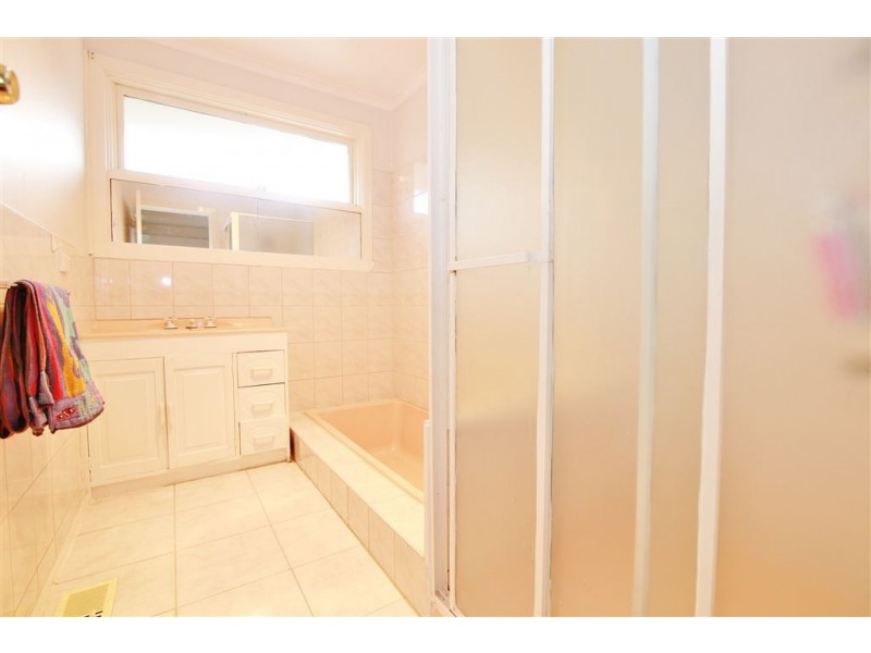 84 First Avenue, Dandenong North VIC 3175