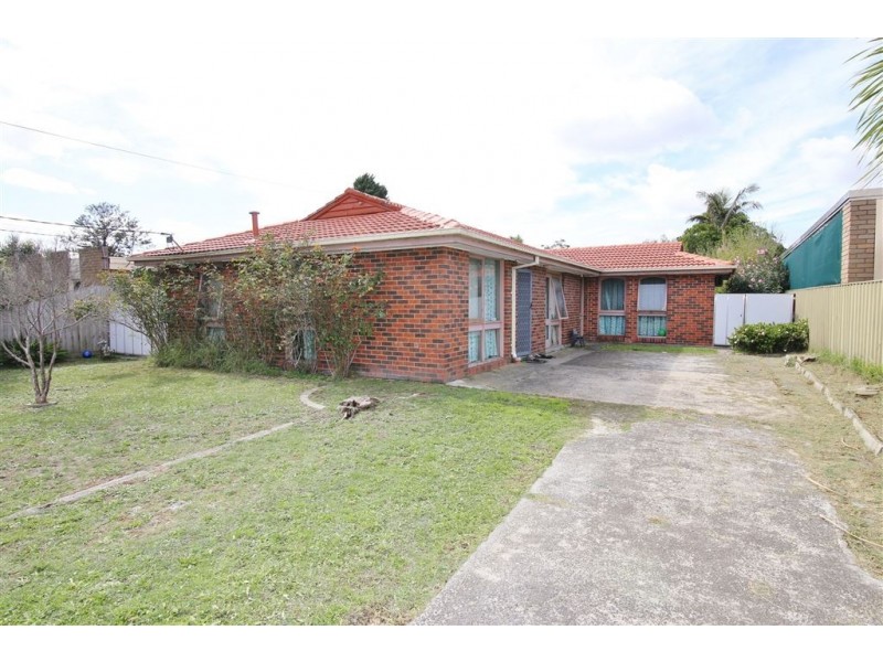 10 Vanessa Drive, Hampton Park VIC 3976