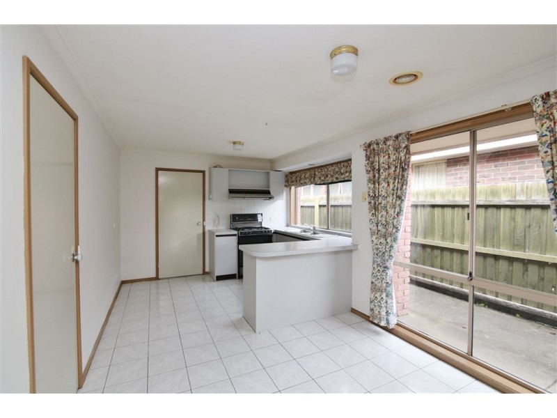 2/23 Rosene Court, Keysborough VIC 3173