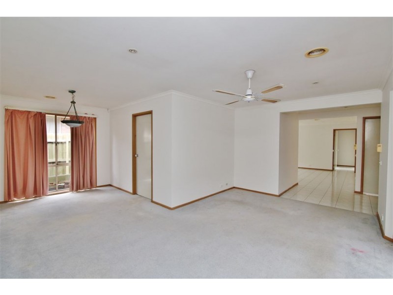 2/23 Rosene Court, Keysborough VIC 3173
