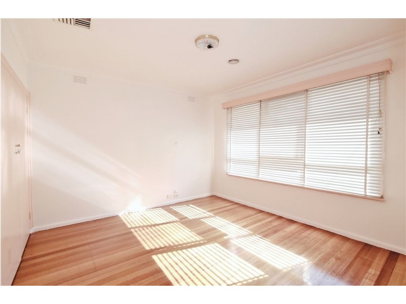 14 Hume Road, Springvale South VIC 3172