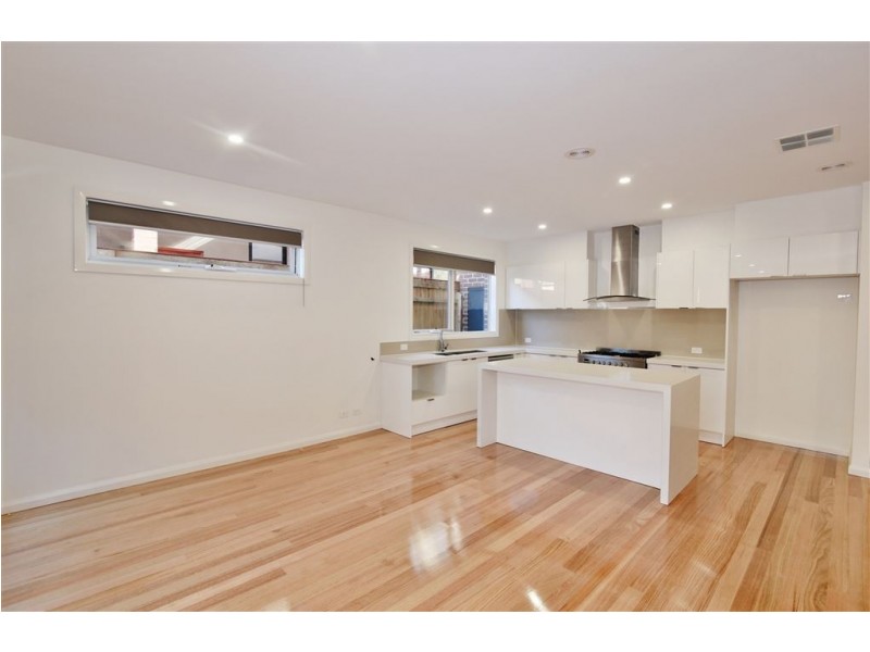 18A Hillcrest Grove new, Springvale VIC 3171