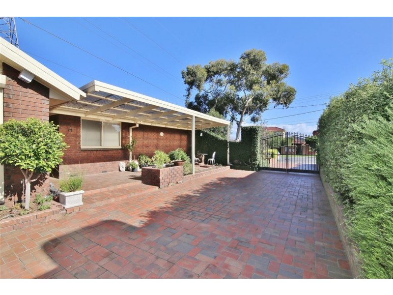 136 Clarinda Road, Clarinda VIC 3169