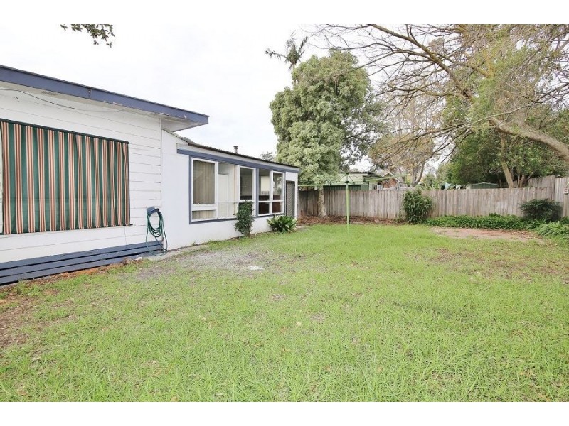 40 Karingal Drive, Frankston VIC 3199