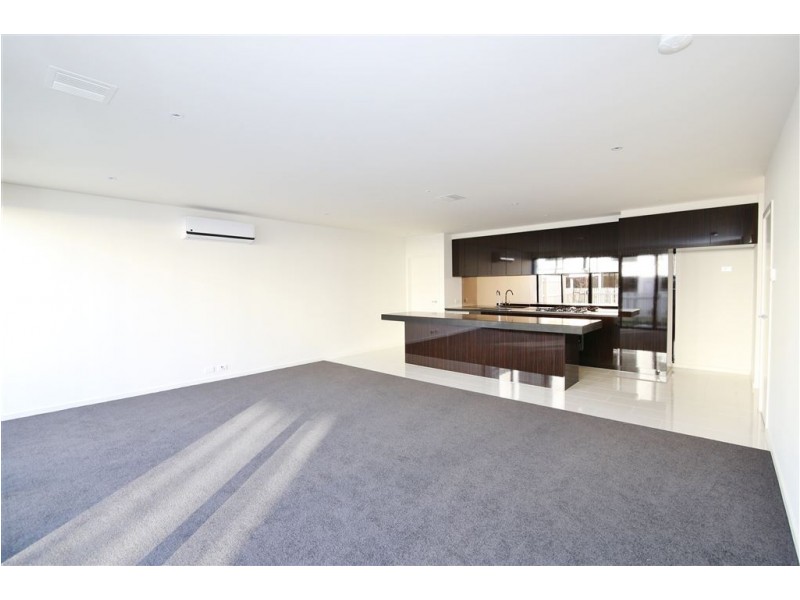 12 Binda Avenue, Springvale VIC 3171