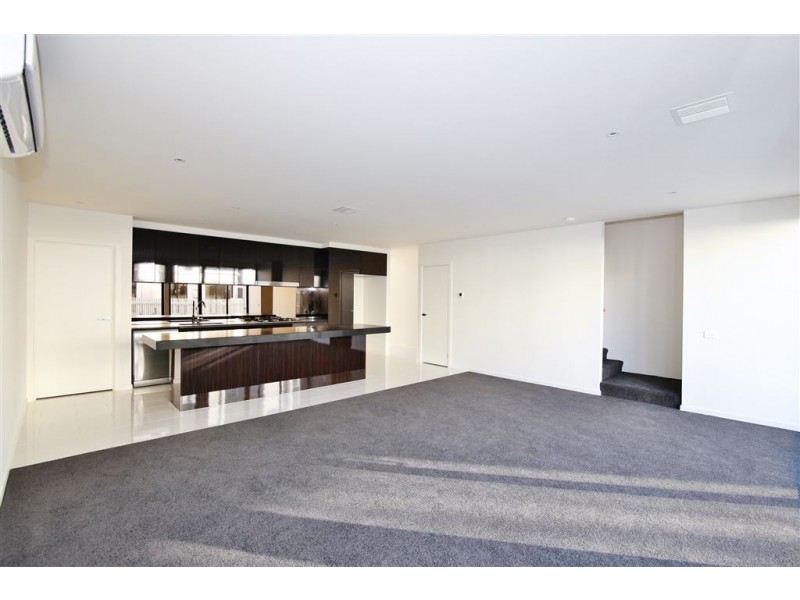 12 Binda Avenue, Springvale VIC 3171
