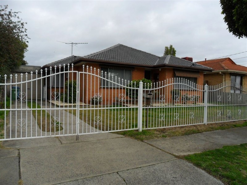 38 Bundeena Avenue, Keysborough VIC 3173