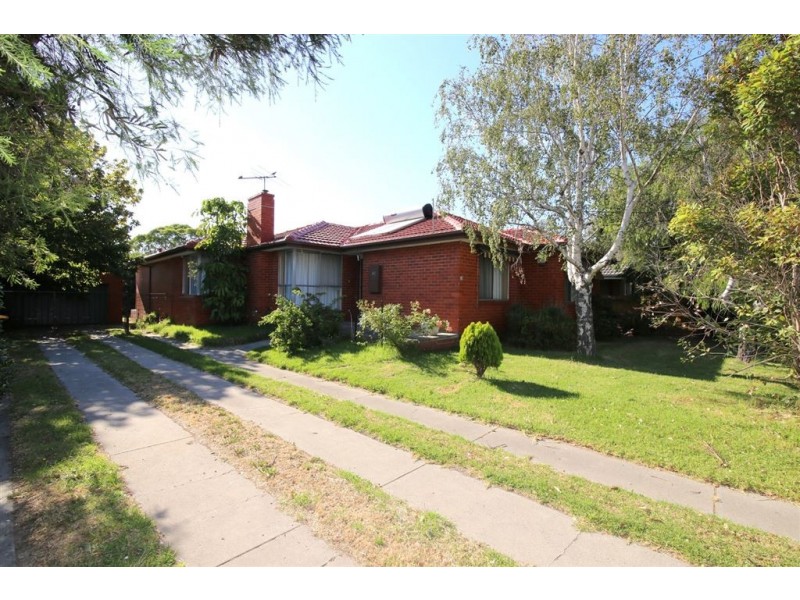 38 Tennyson Avenue, Clayton South VIC 3169