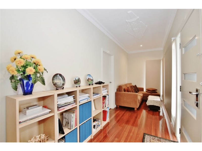 1/108 Buckley Street, Noble Park VIC 3174